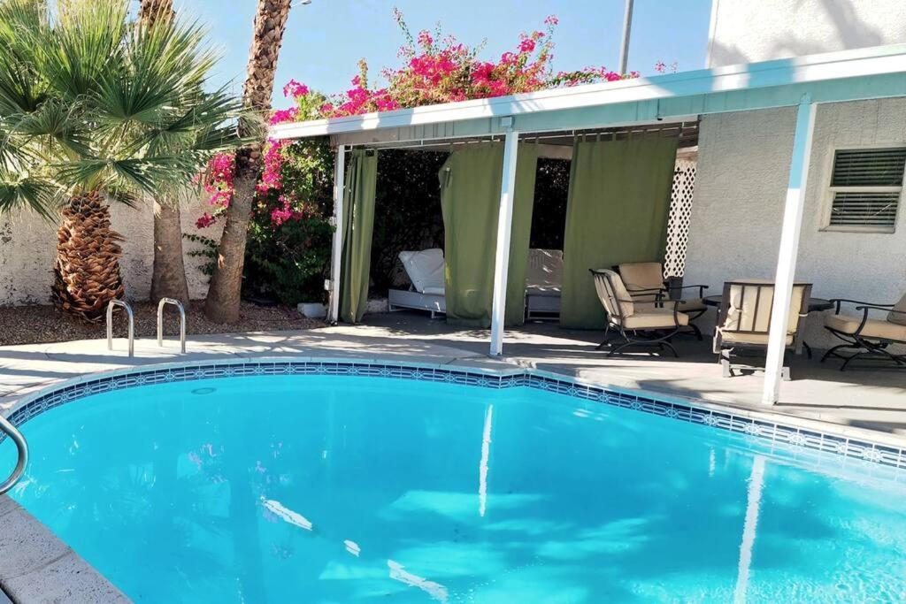 Вилла The Vegas Escape - Near The Airport/Strip With Pool Лас-Вегас Экстерьер фото